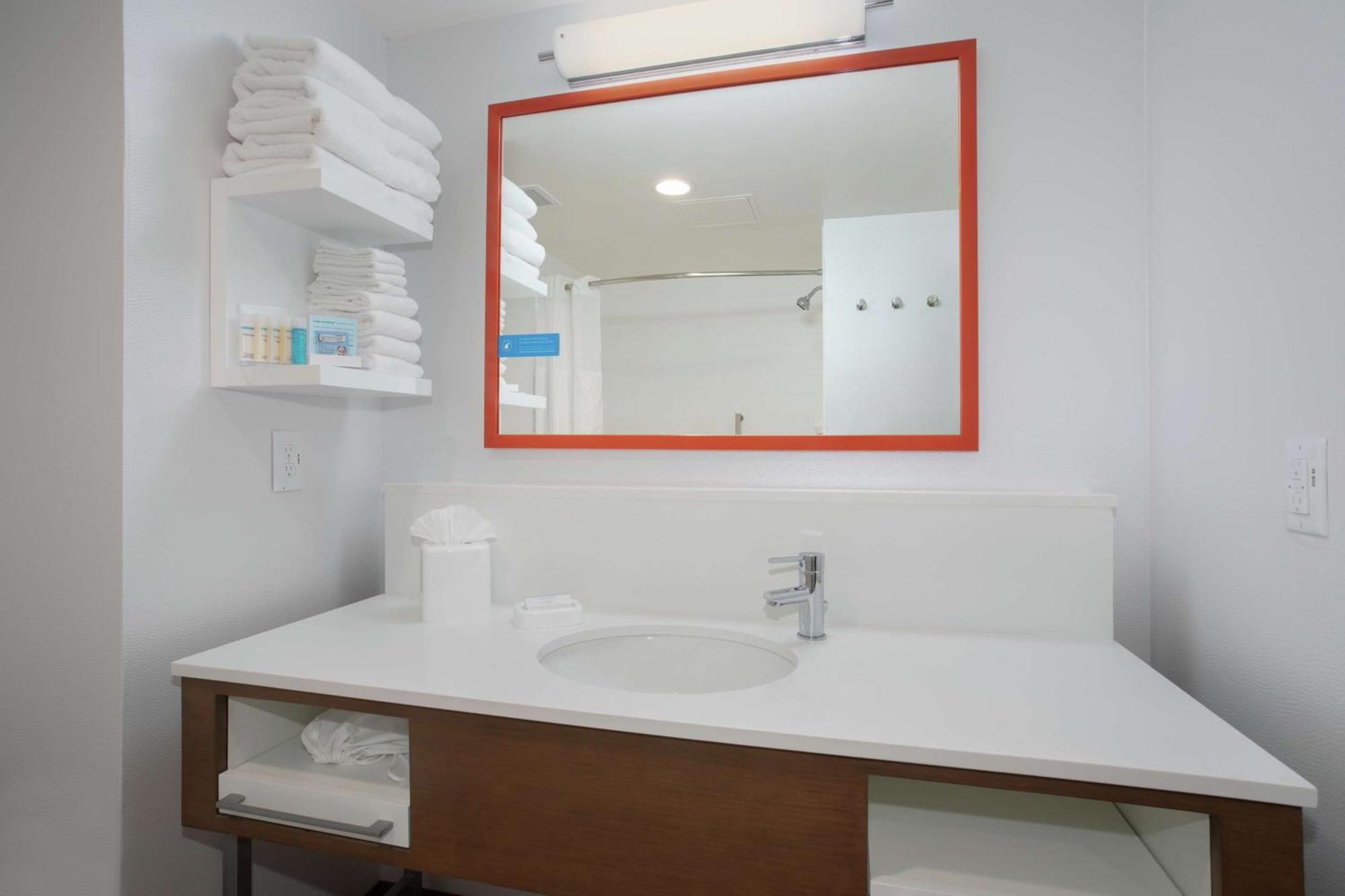 Hampton Inn And Suites Logan, Ut Bagian luar foto
