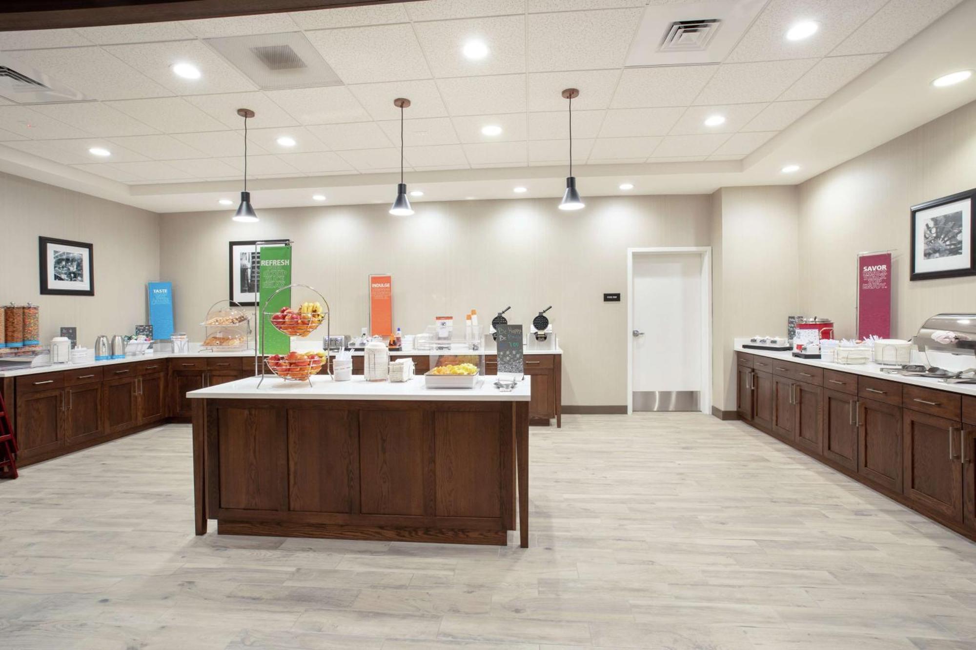 Hampton Inn And Suites Logan, Ut Bagian luar foto